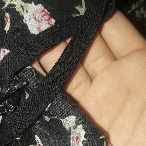 Romper - Picture 4 of 4